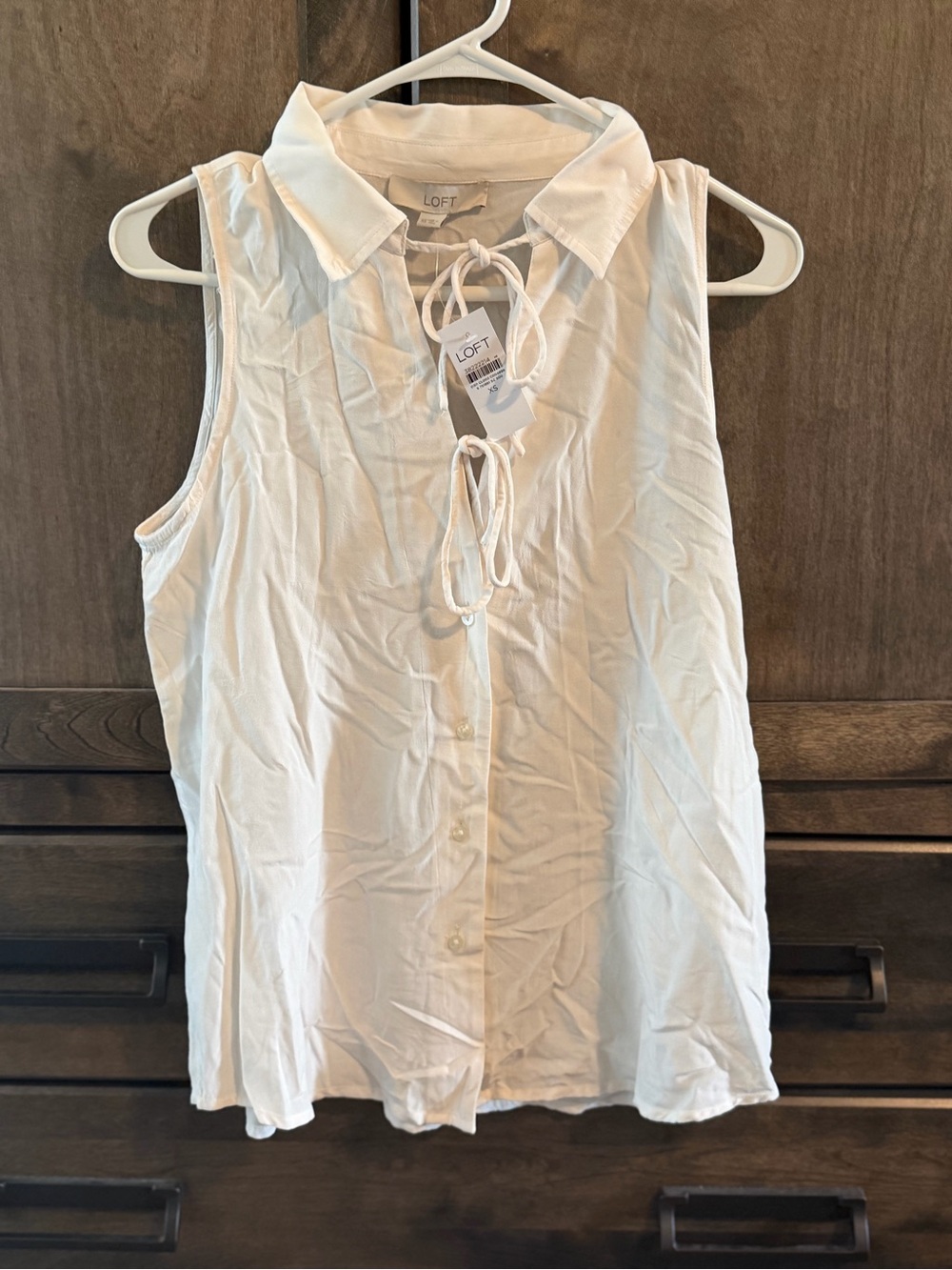 LOFT White Sleeveless Tie-Neck Button-Front Blouse